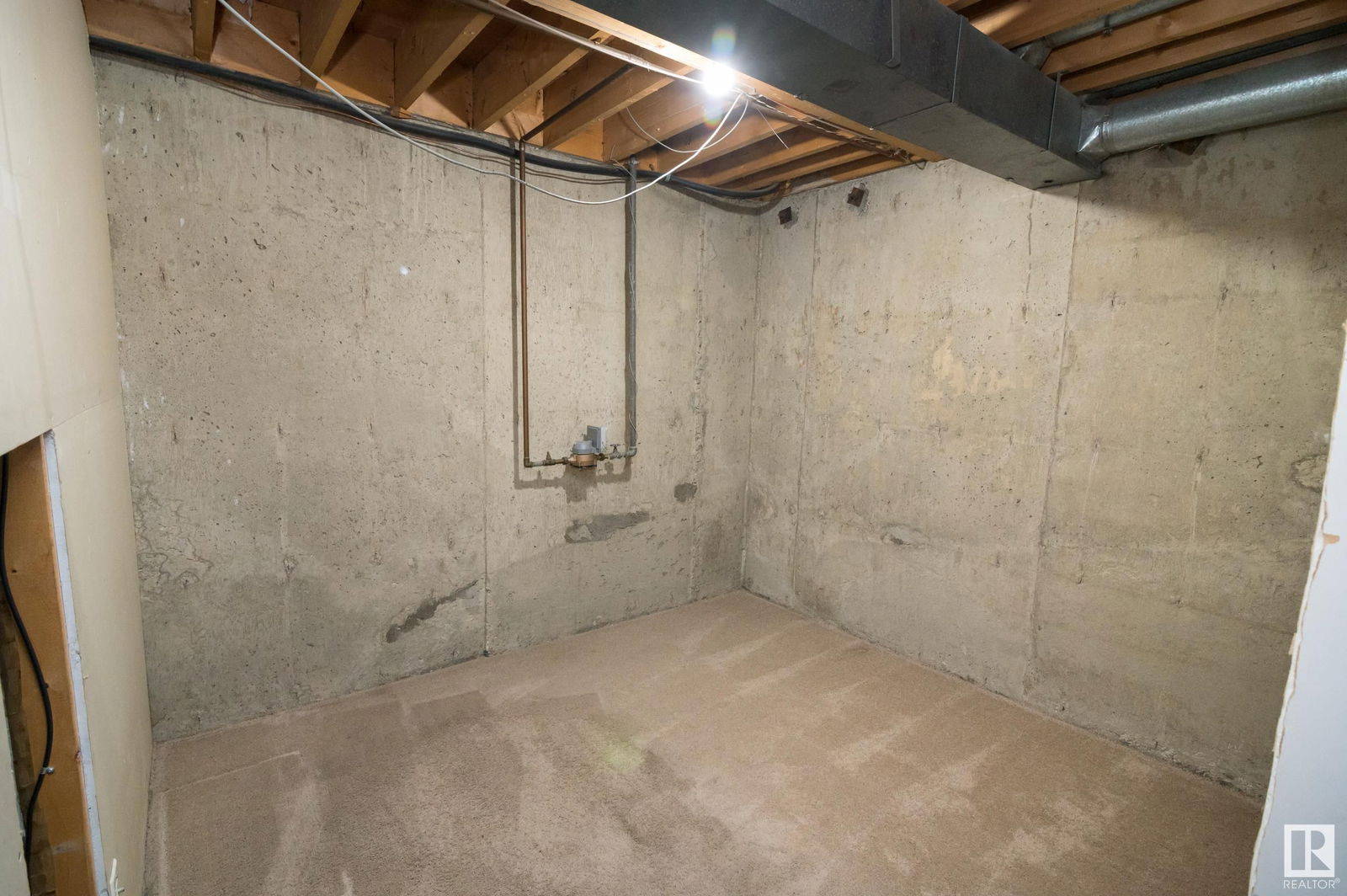 Listing Image 39