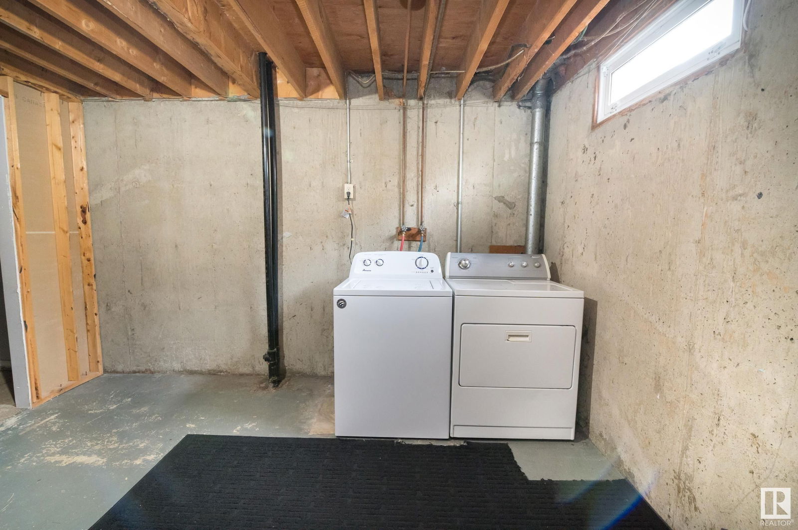 Listing Image 41