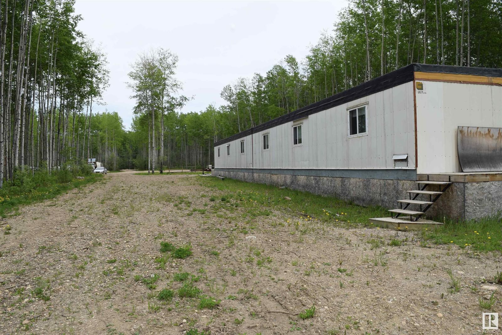 Listing Image 21