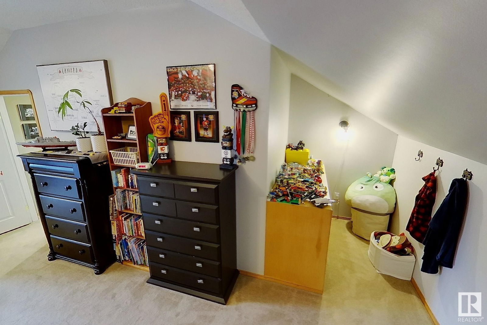 Listing Image 22