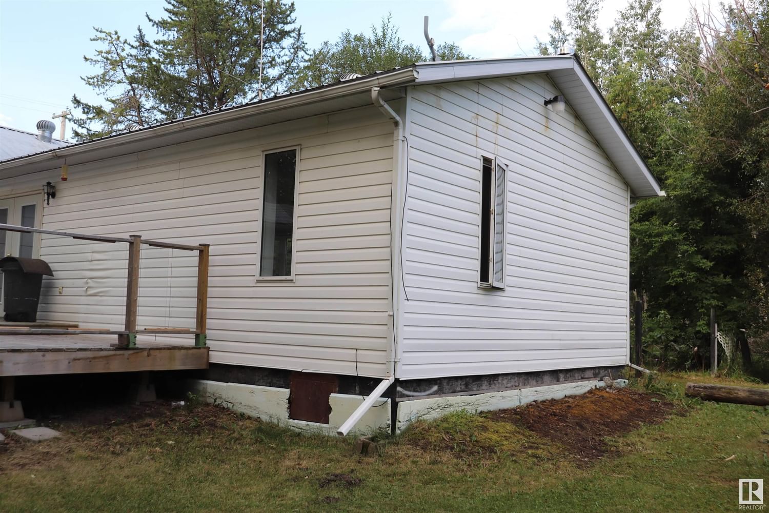 Listing Image 28