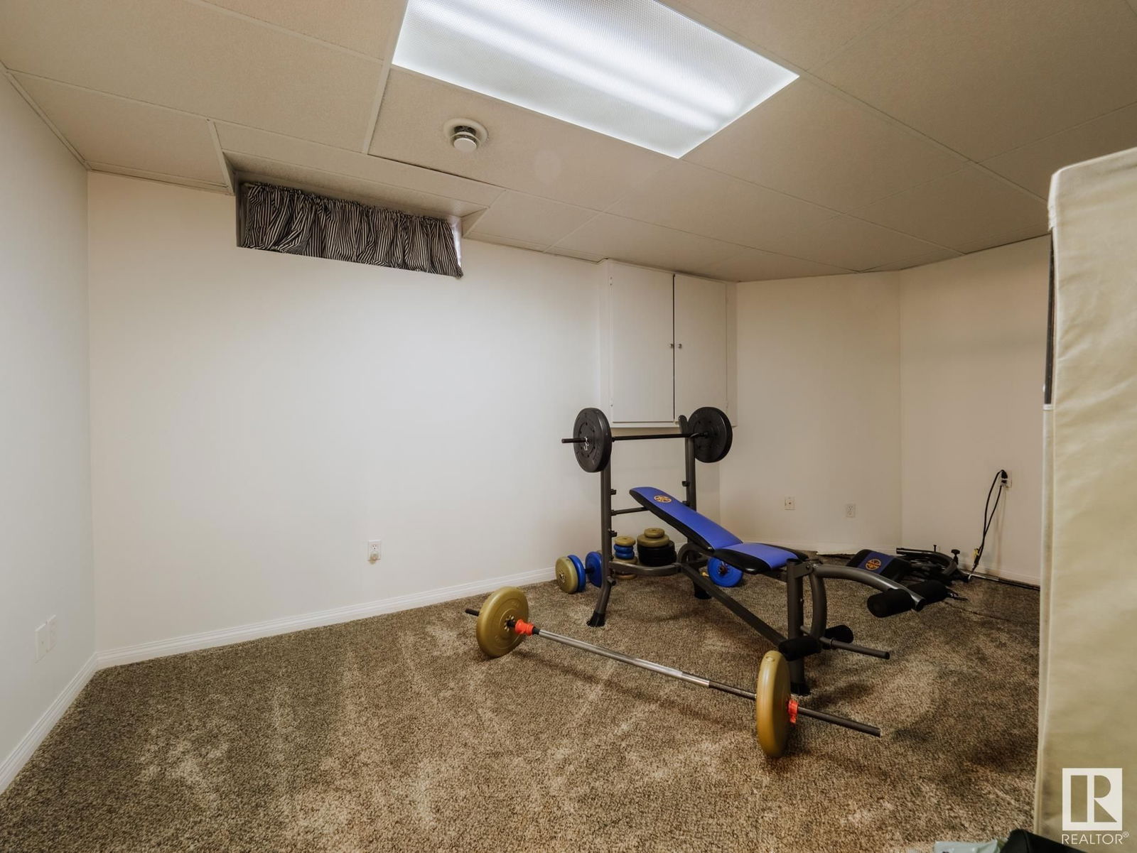 Listing Image 41