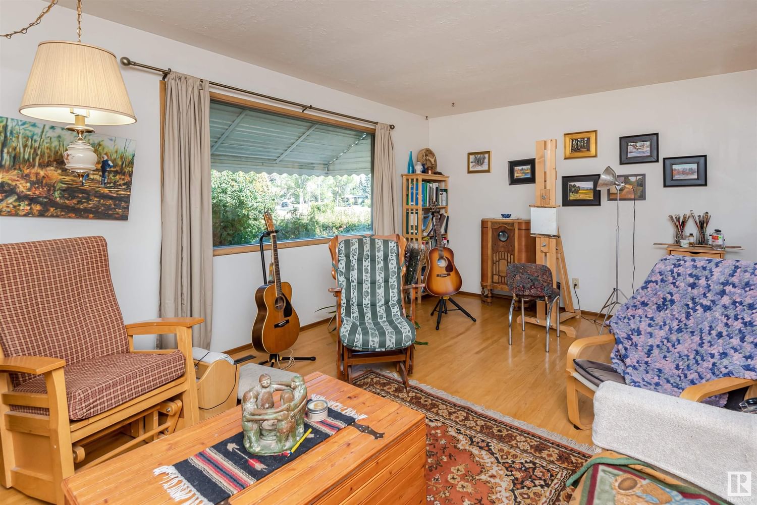Listing Image 8