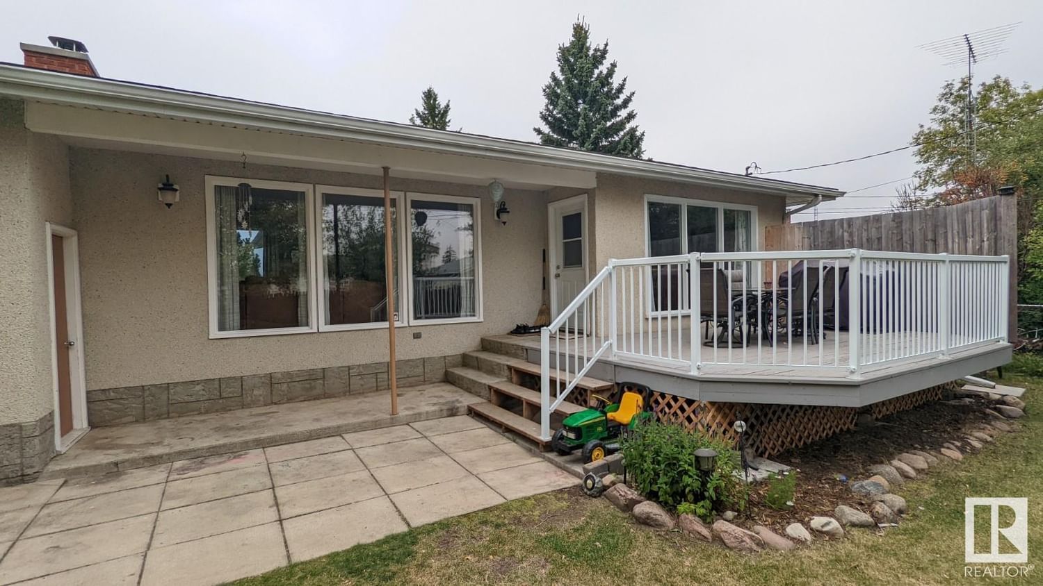 Listing Image 27