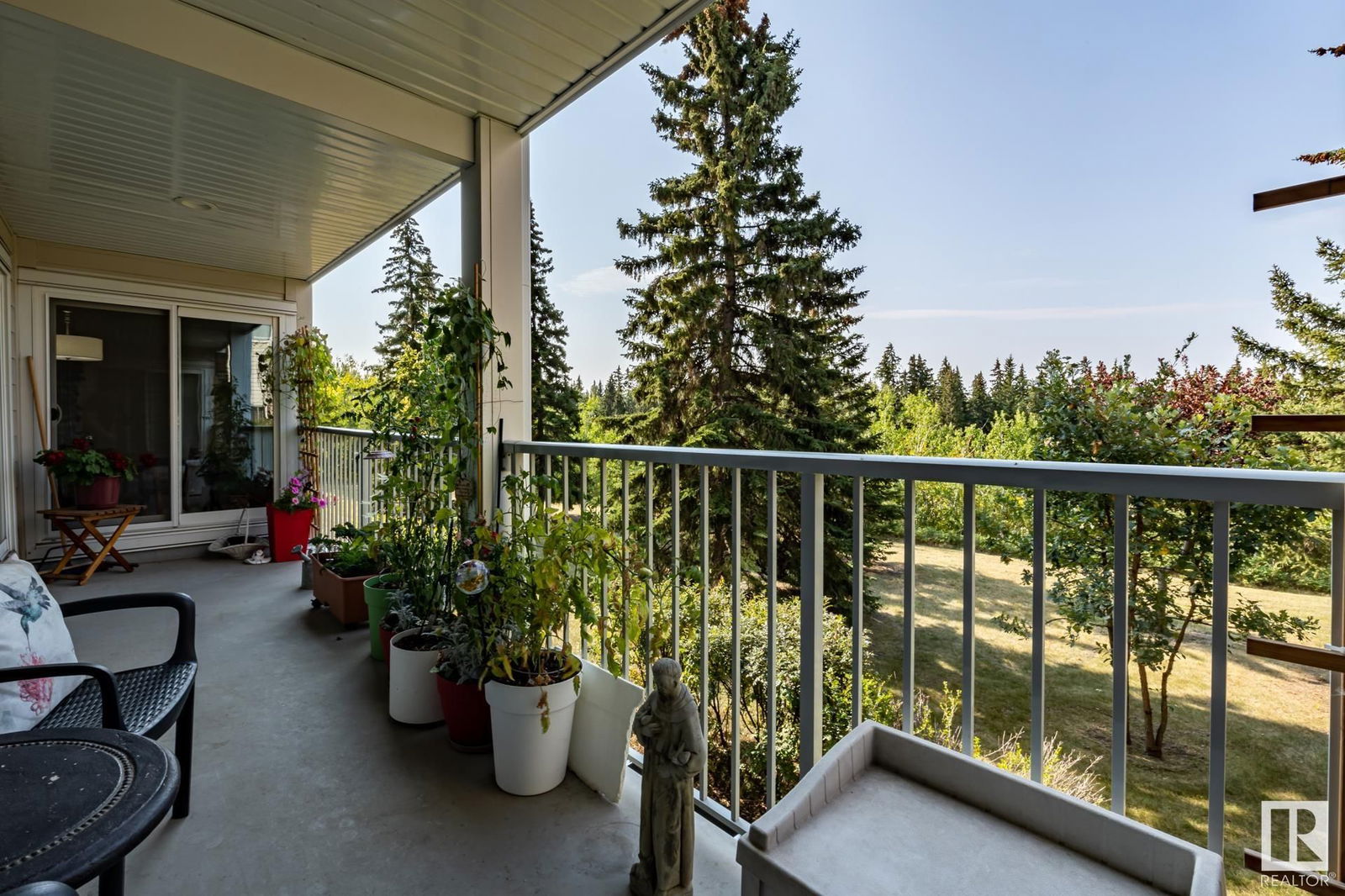 Listing Image 0