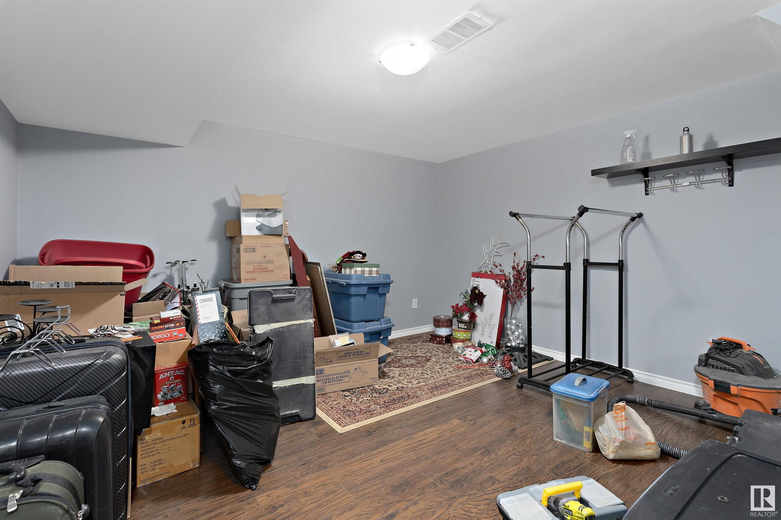 Listing Image 33