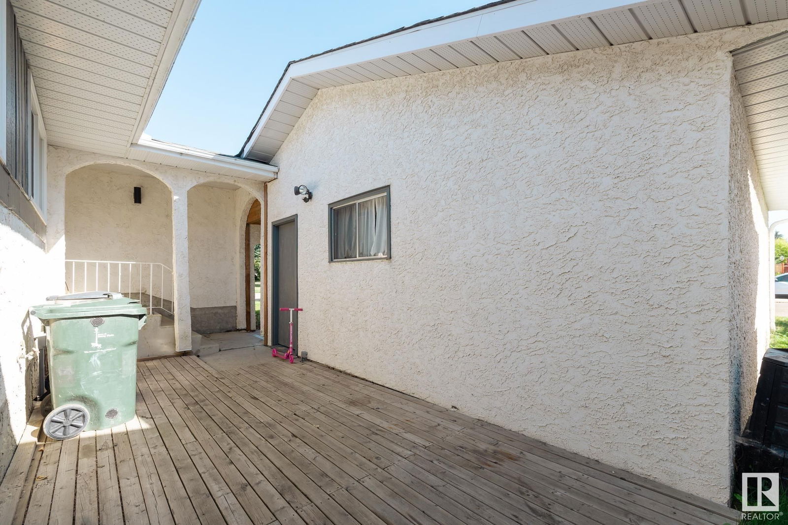 Listing Image 41