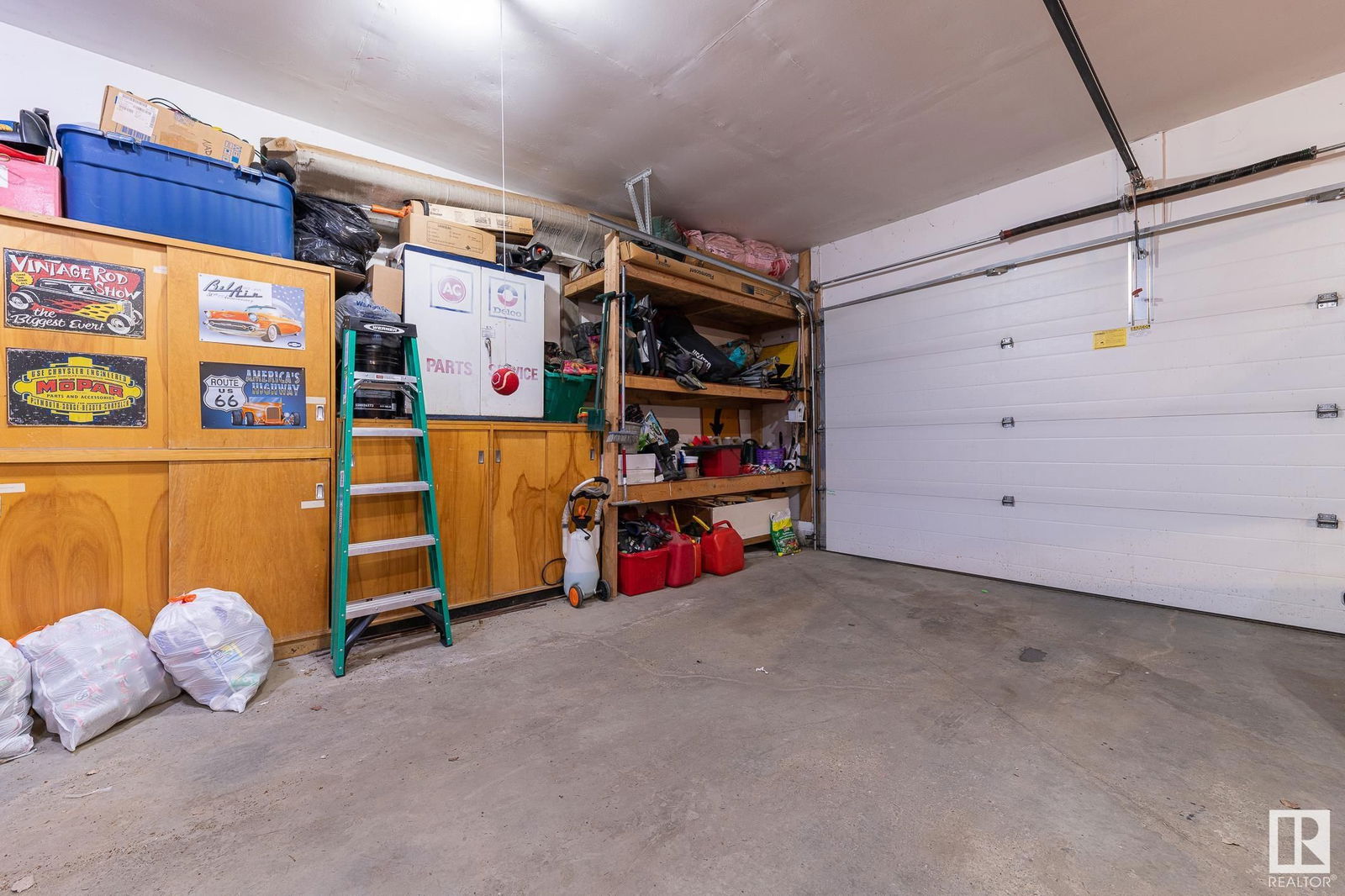 Listing Image 39
