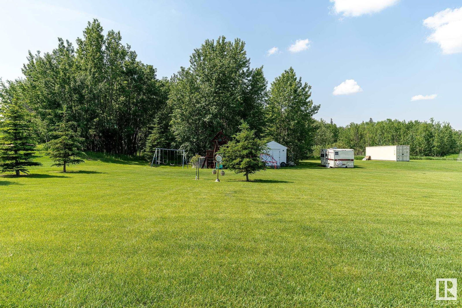 Listing Image 45