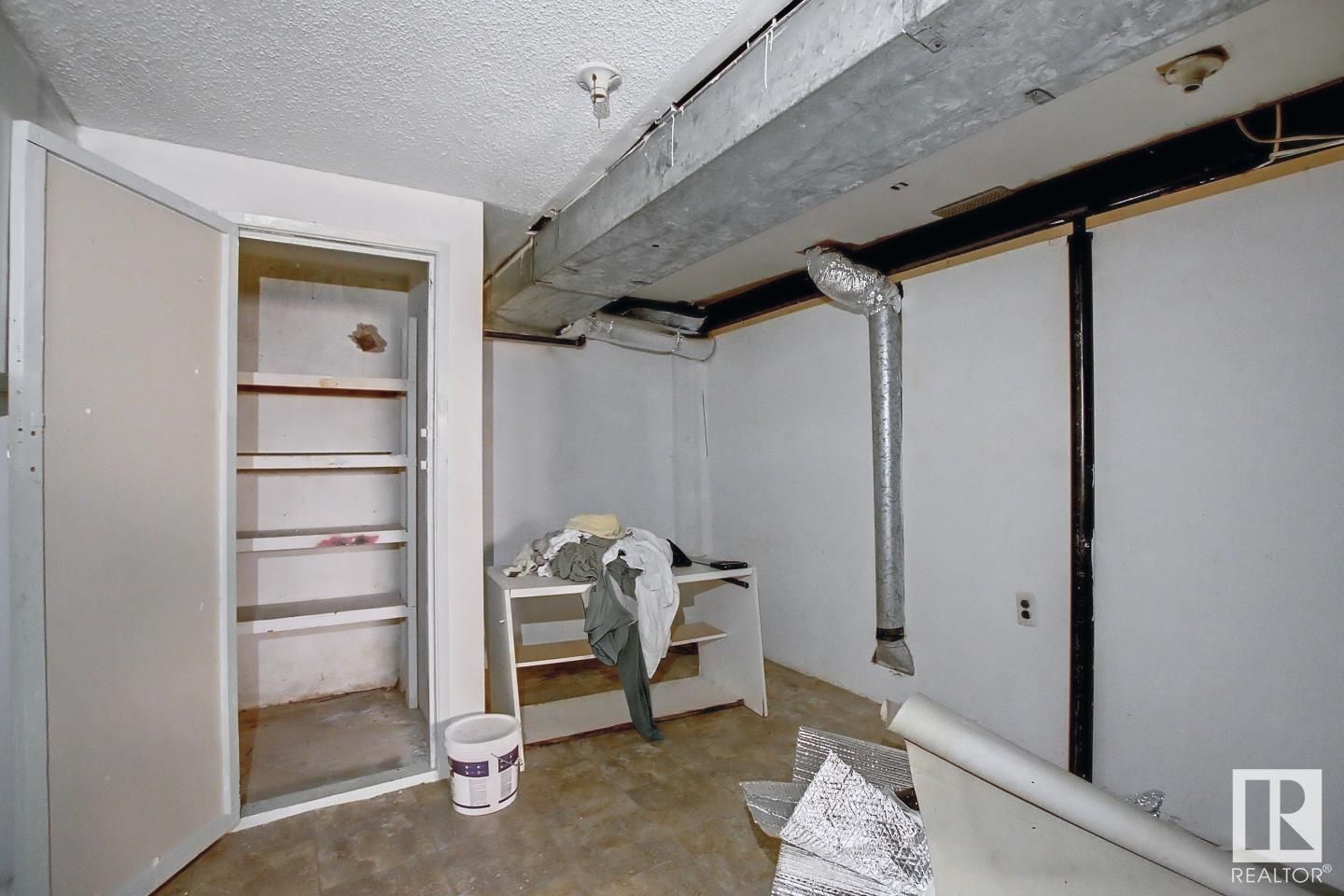 Listing Image 30