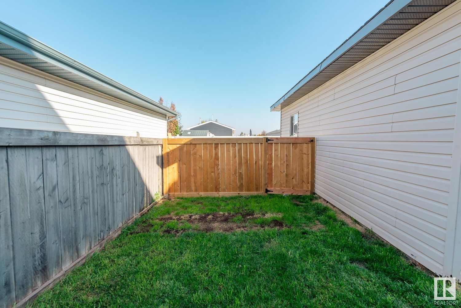 Listing Image 27