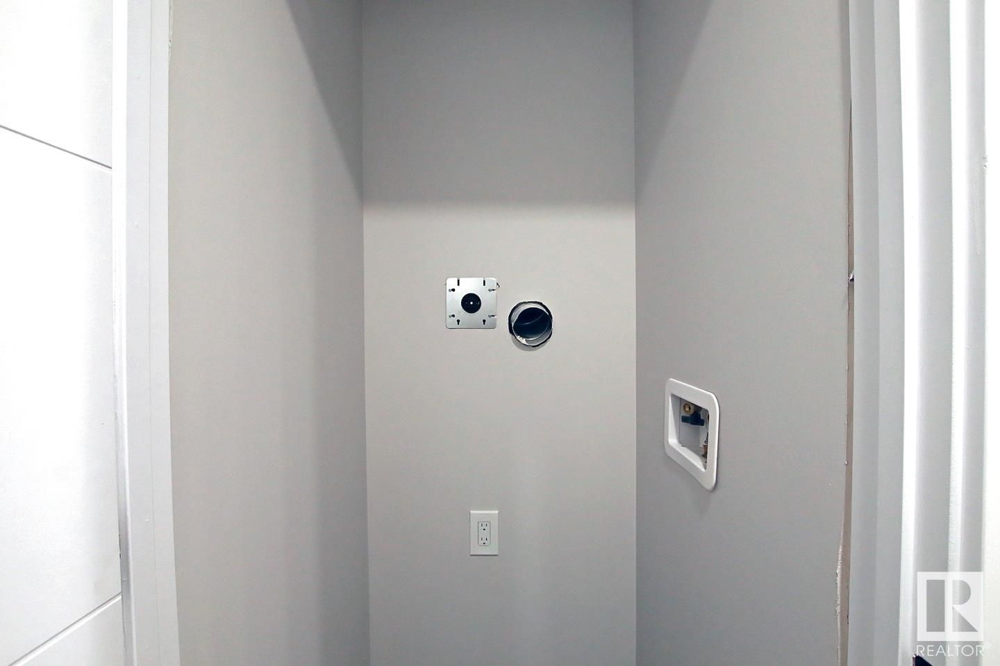 Listing Image 38