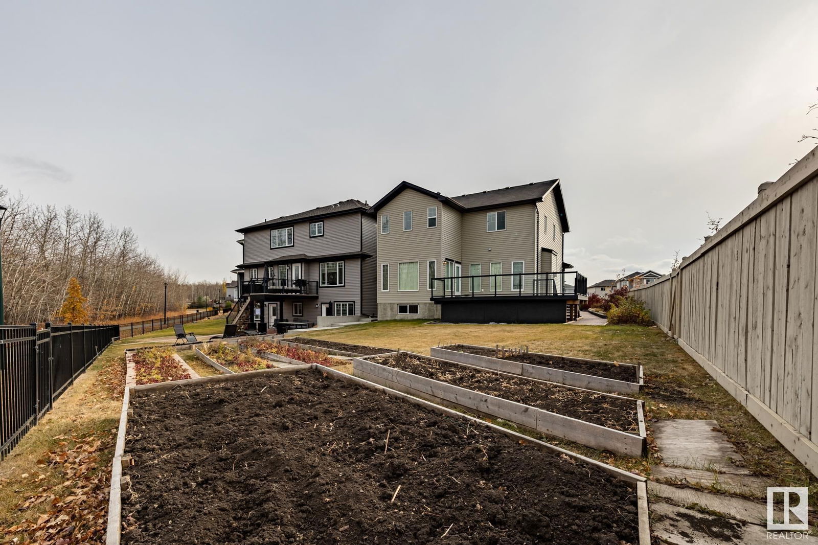 Listing Image 49