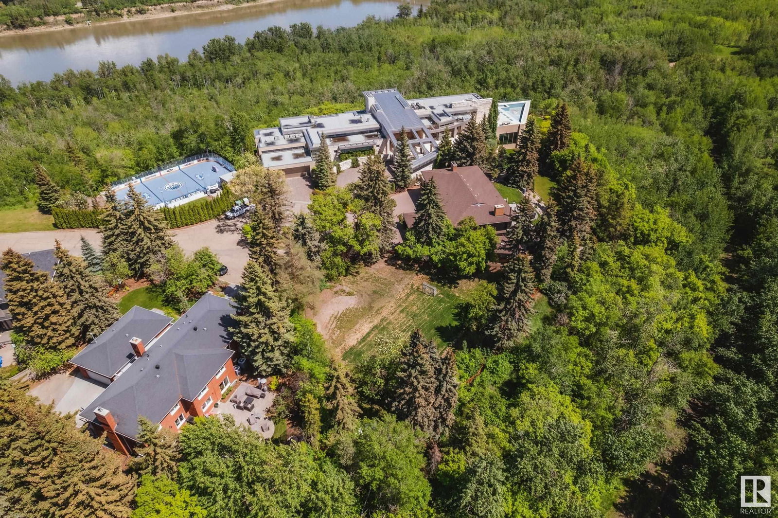 Listing Image 8
