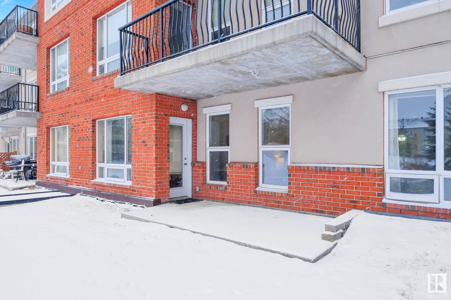 Listing Image 18