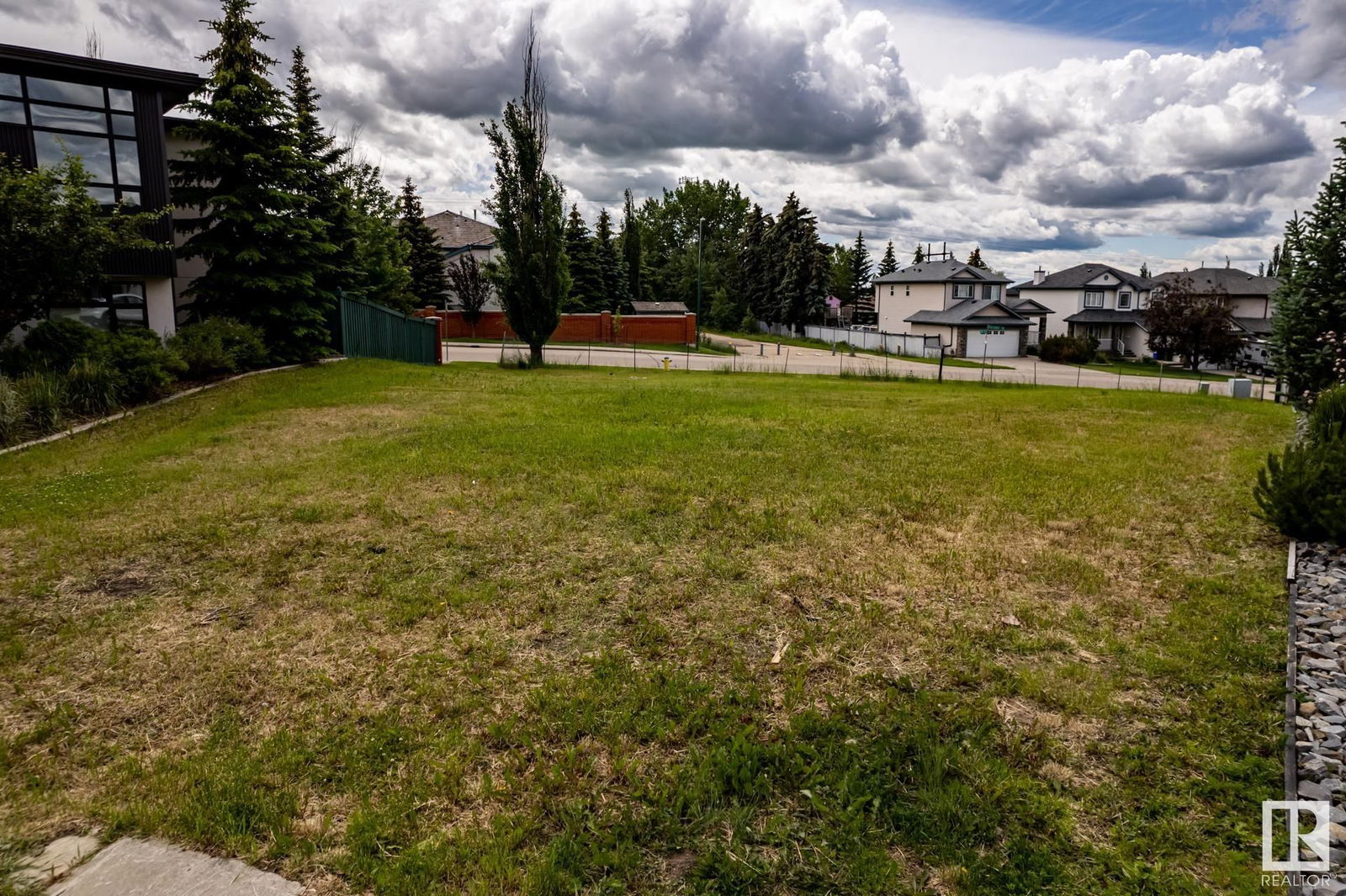Listing Image 37