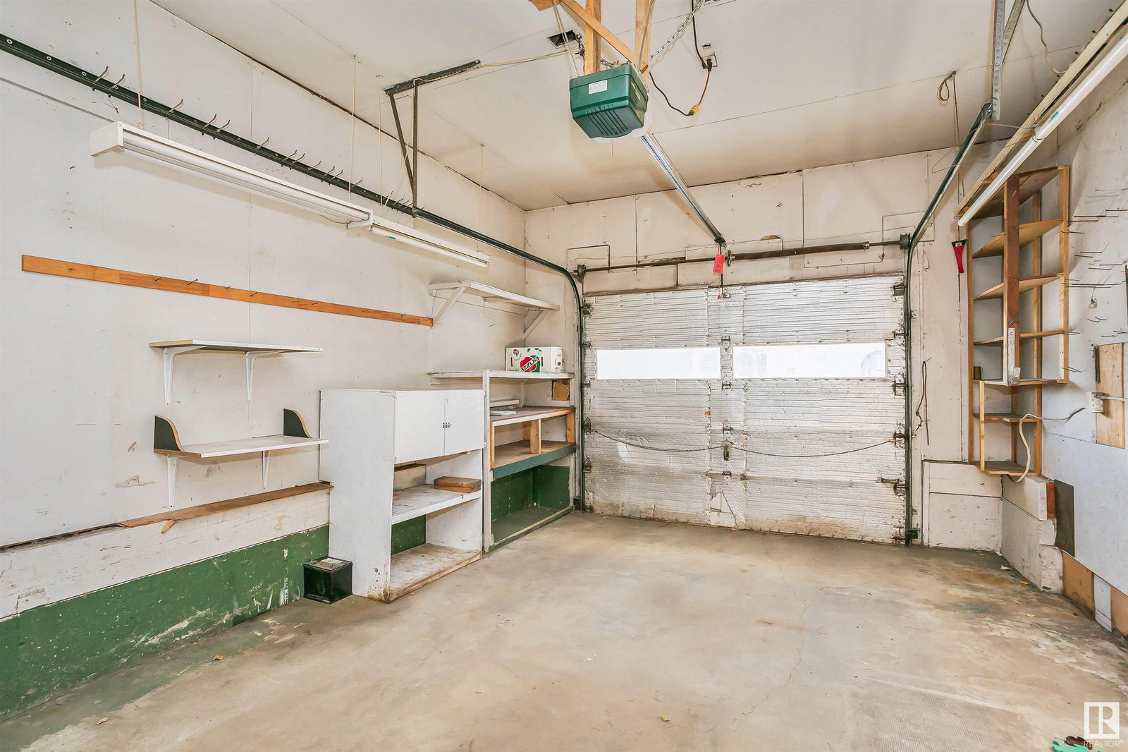 Listing Image 76