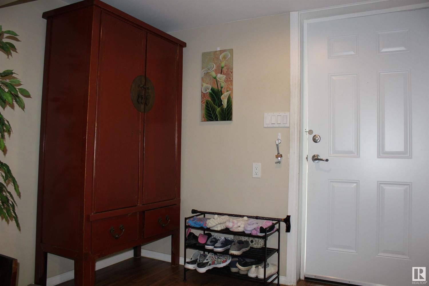 Listing Image 22