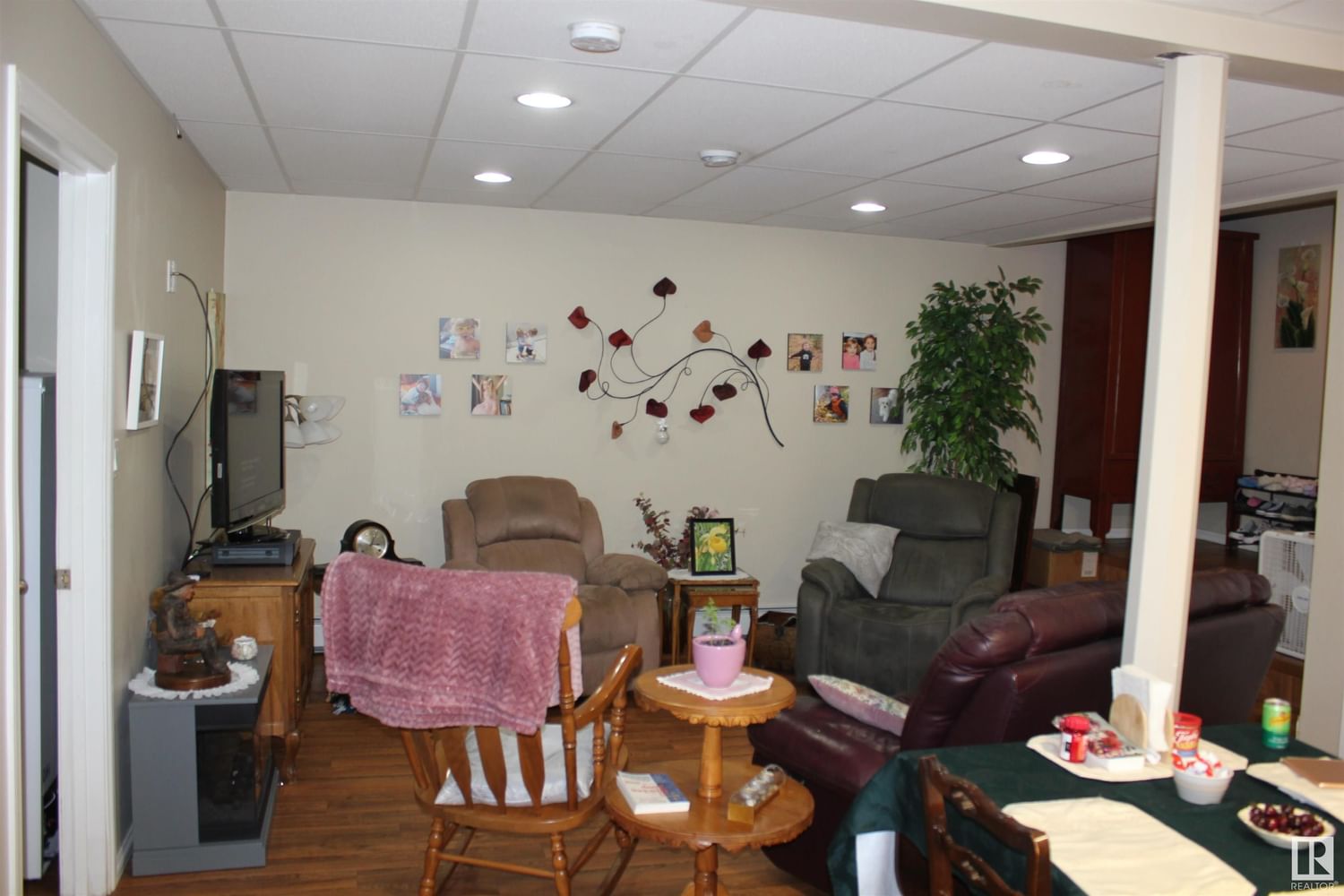 Listing Image 23