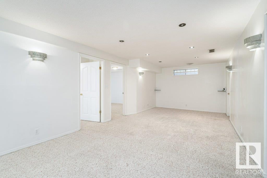 Listing Image 30