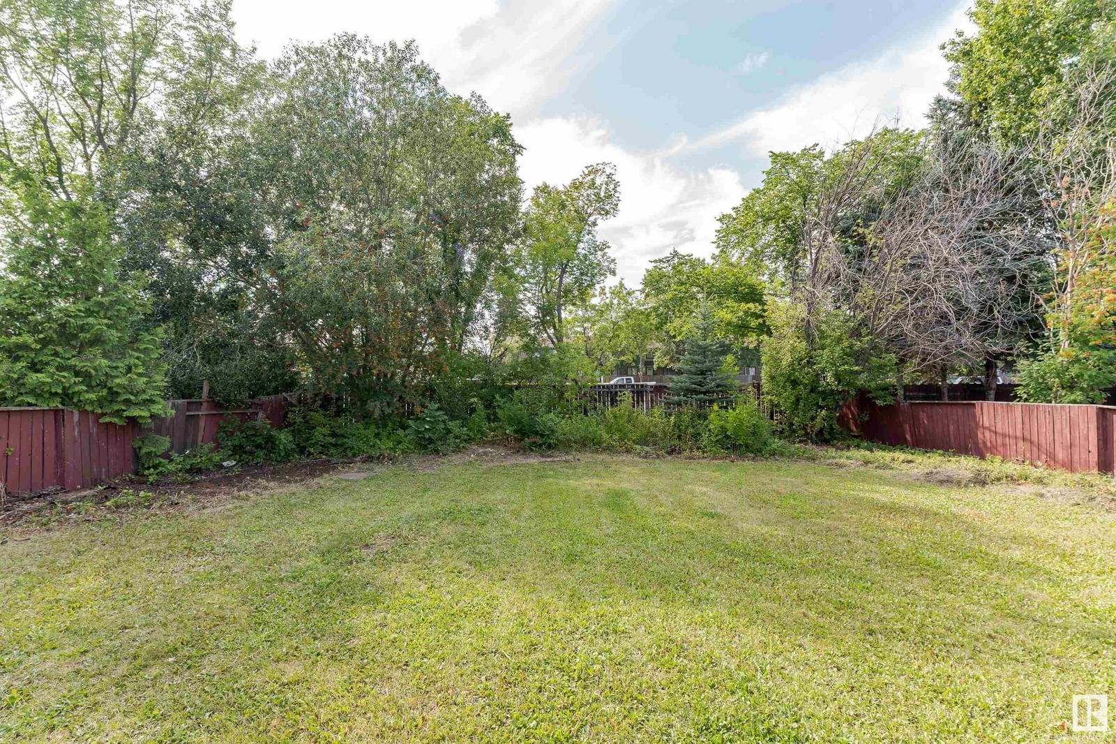 Listing Image 30