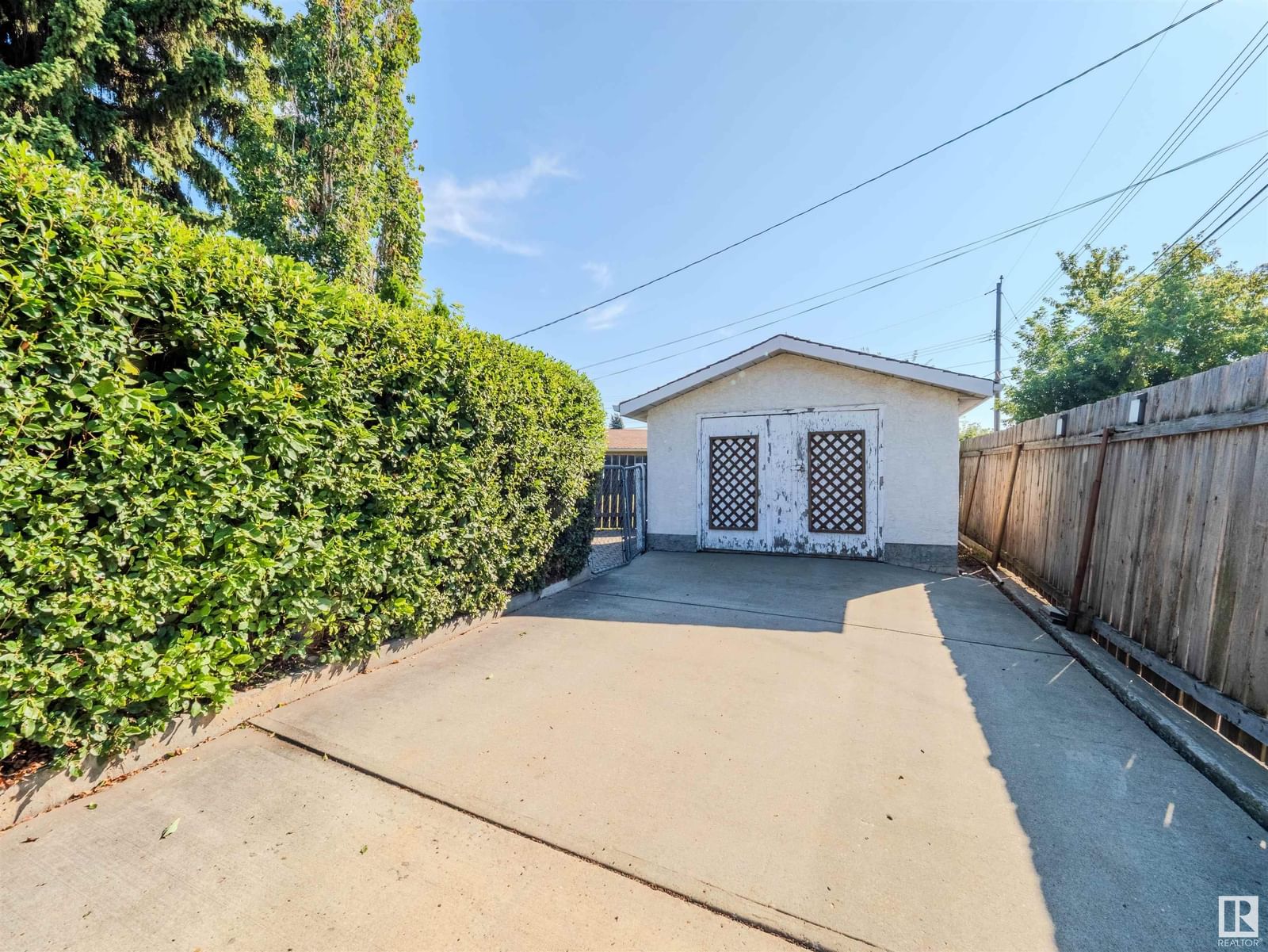 Listing Image 52