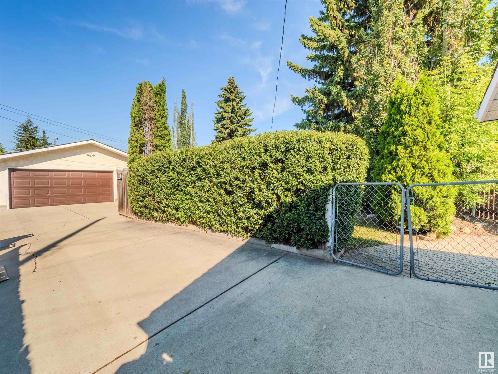 Listing Image 54