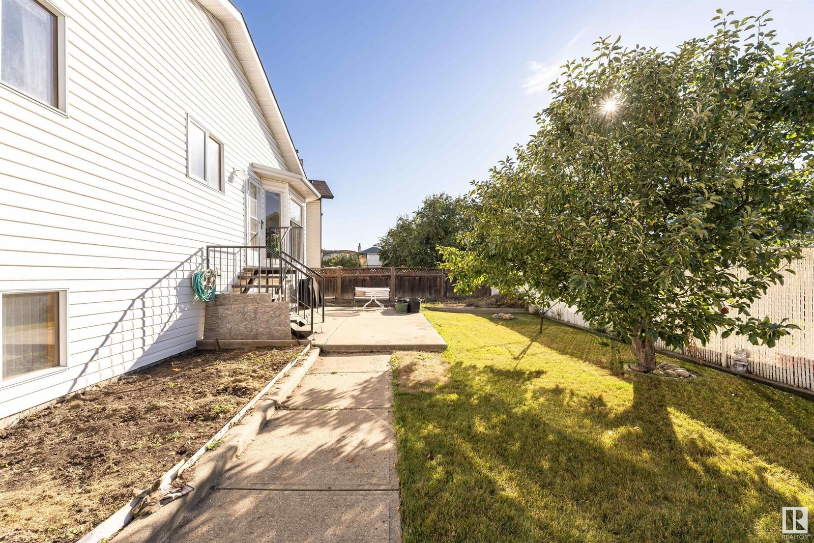 Listing Image 44