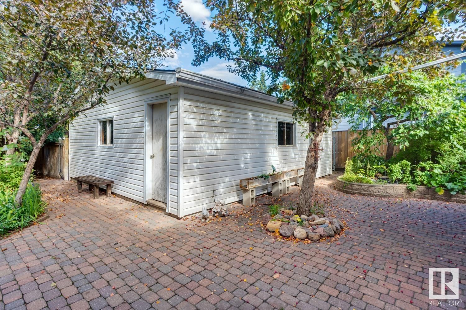 Listing Image 32
