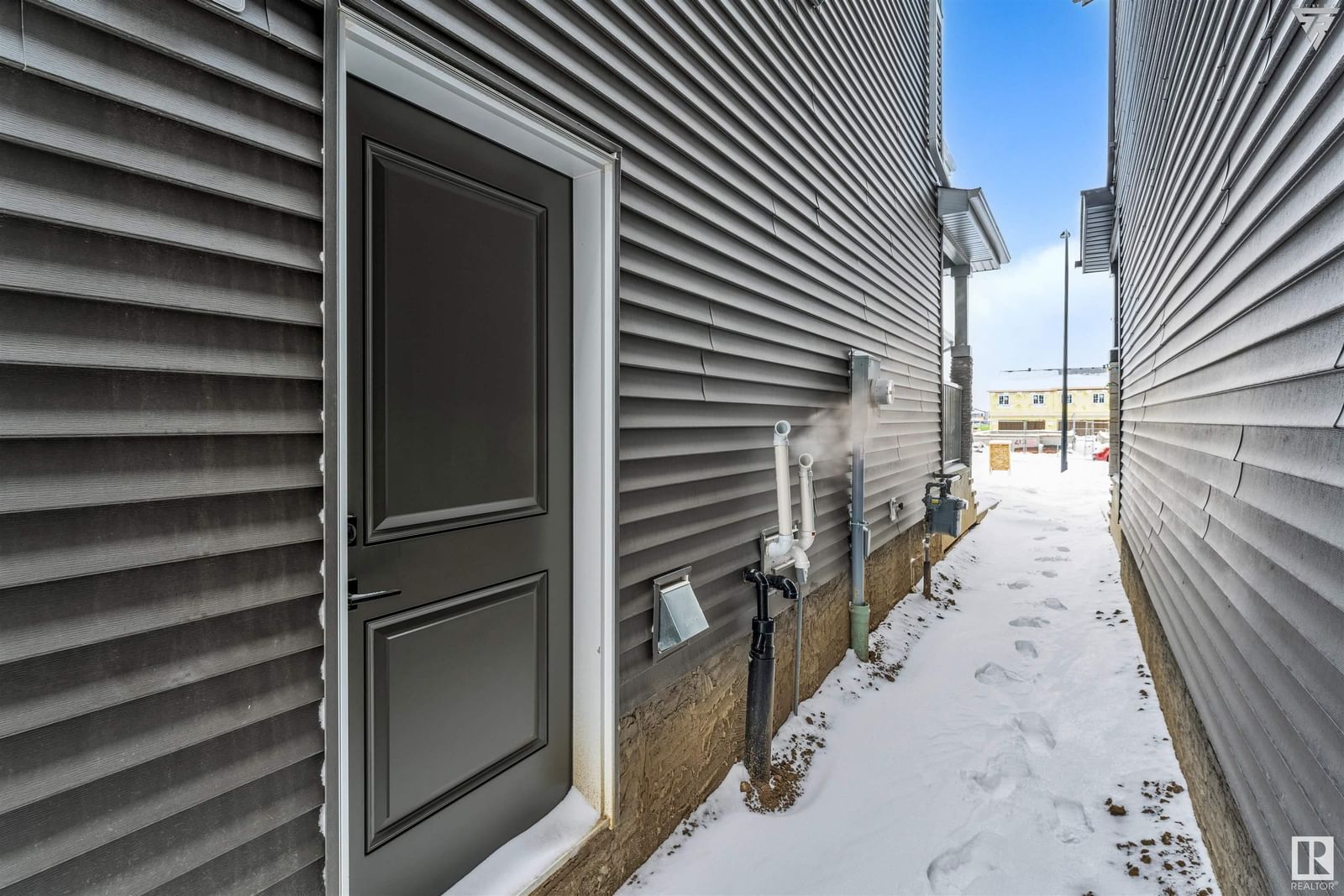 Listing Image 49