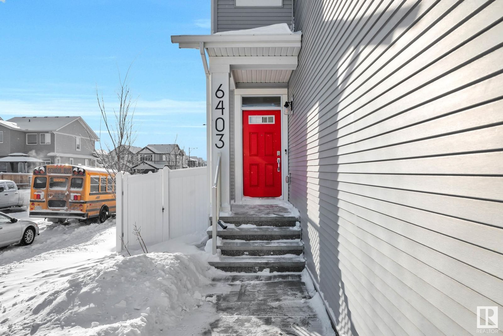 Listing Image 3