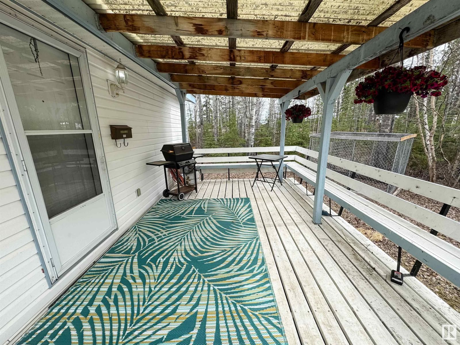 Listing Image 5