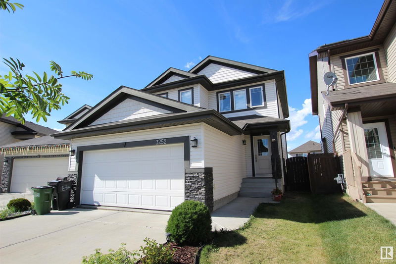 3252 16 Avenue, Edmonton, Alberta