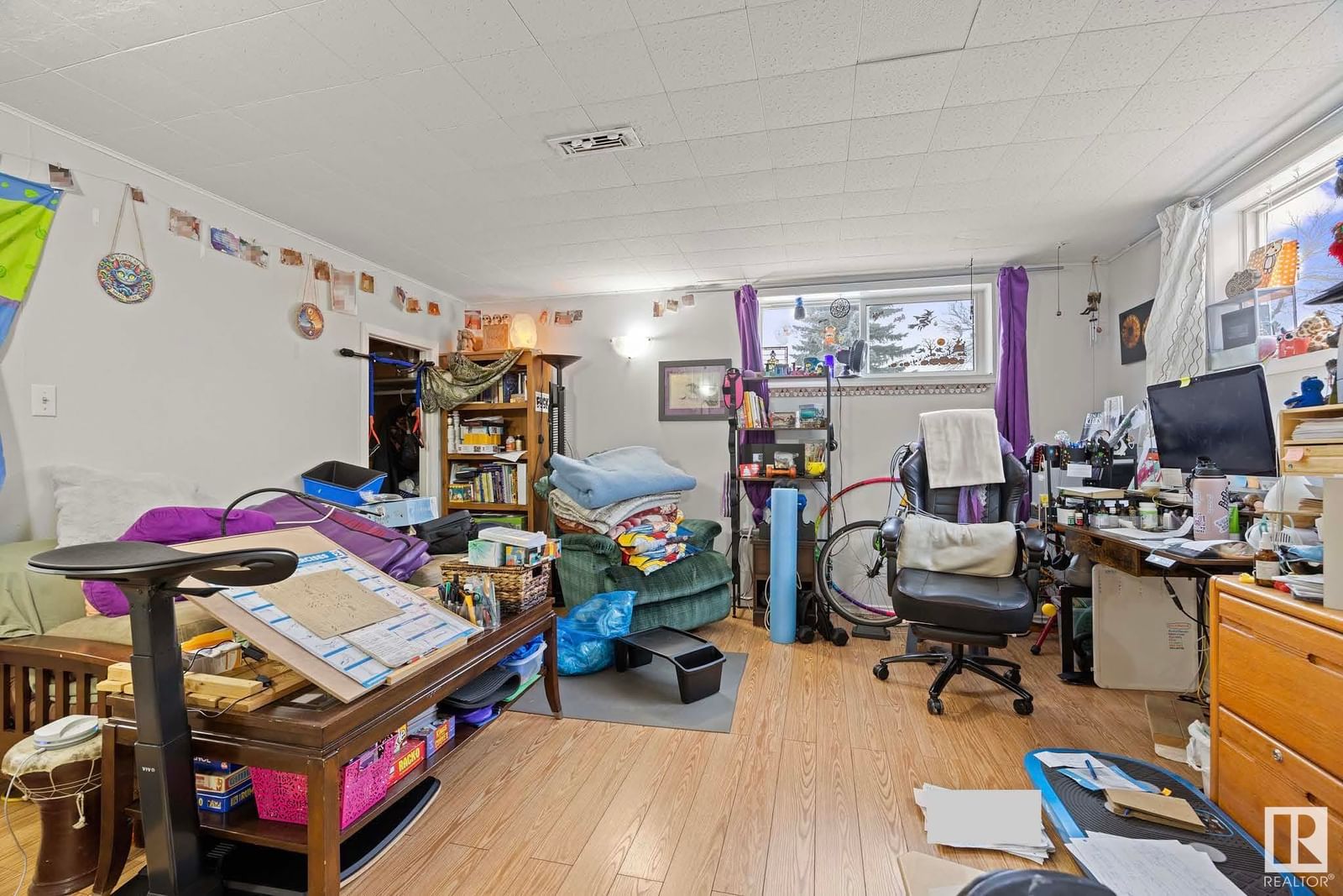 Listing Image 17