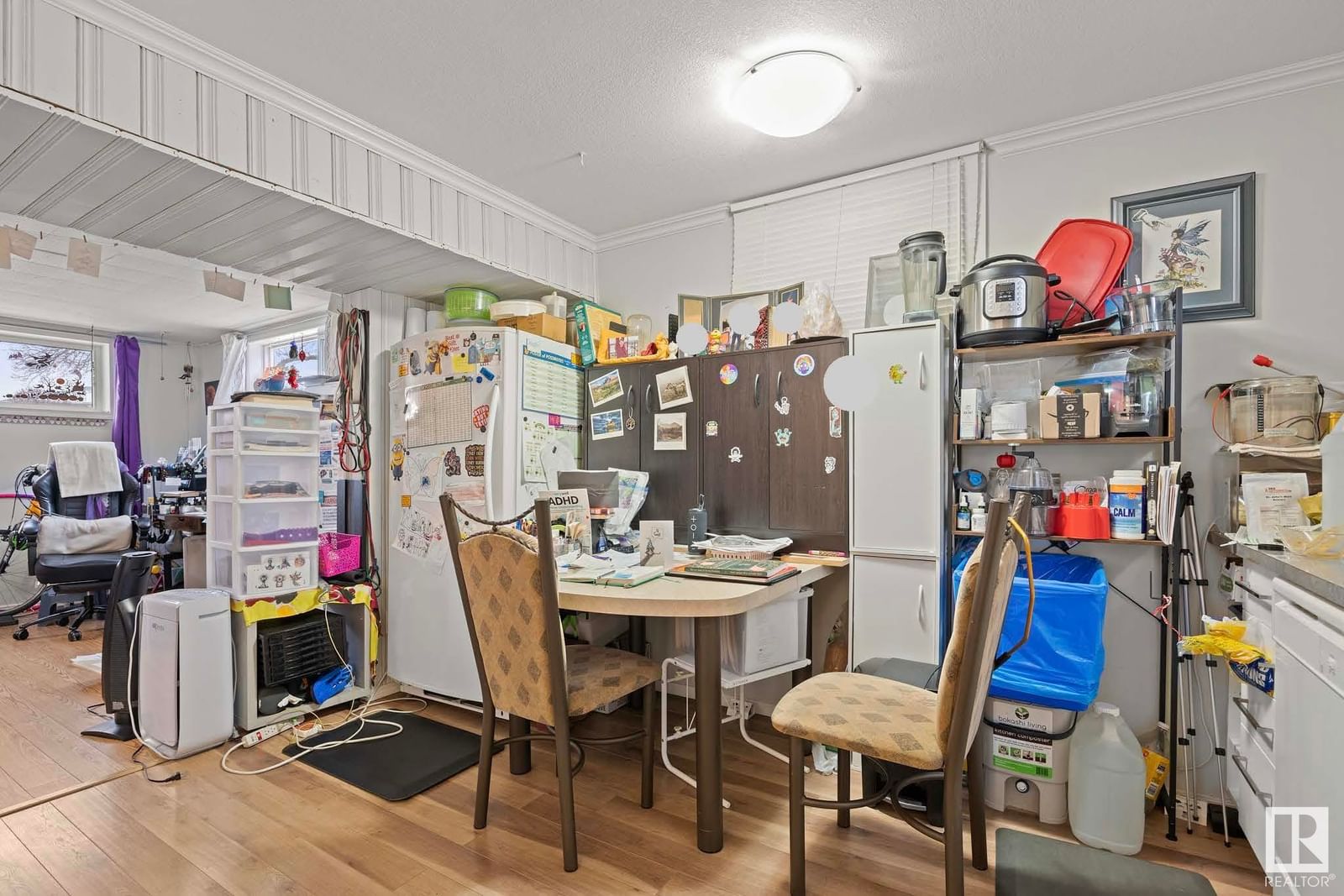 Listing Image 19