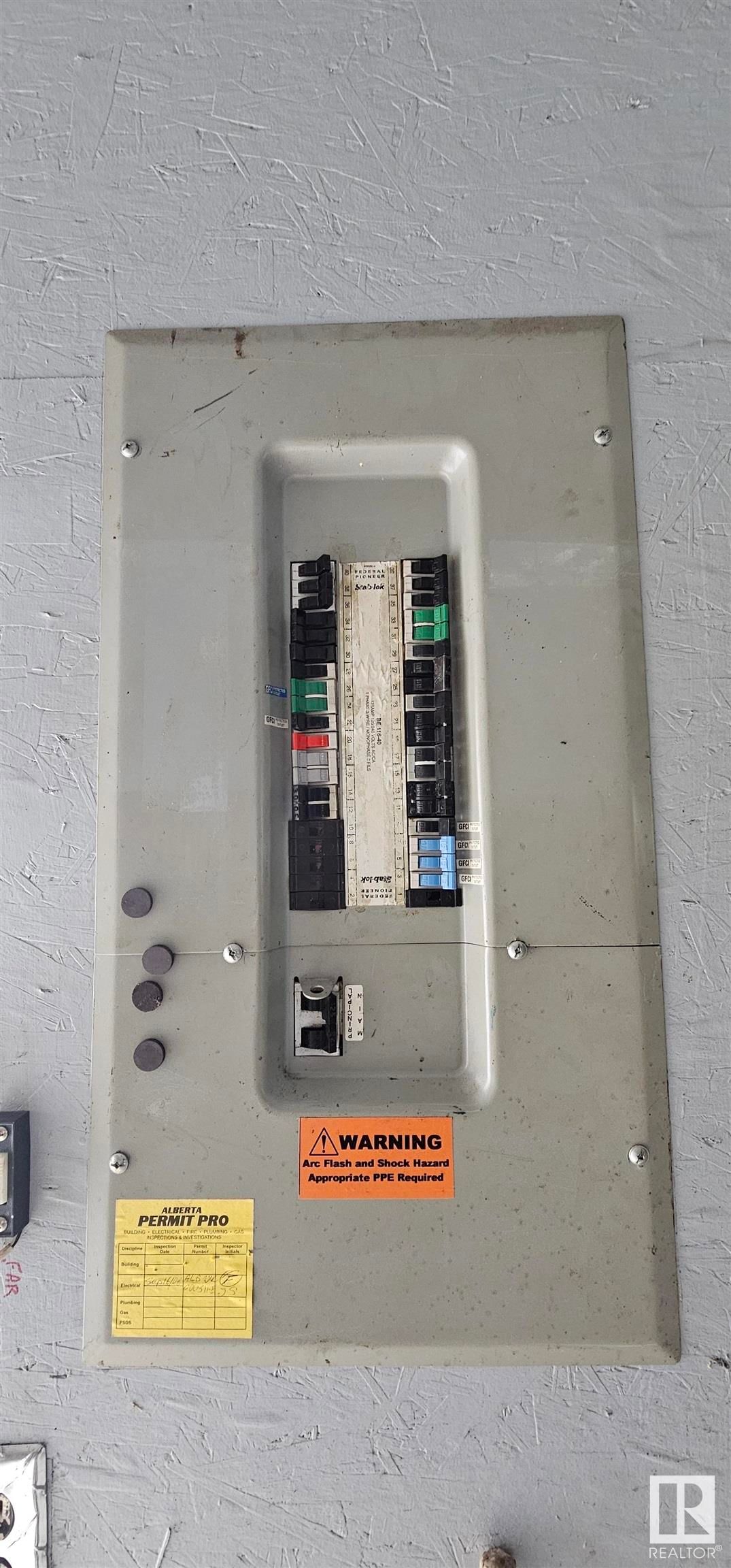 Listing Image 7