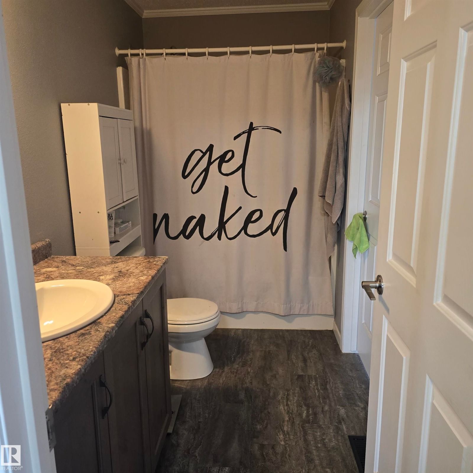 Listing Image 16