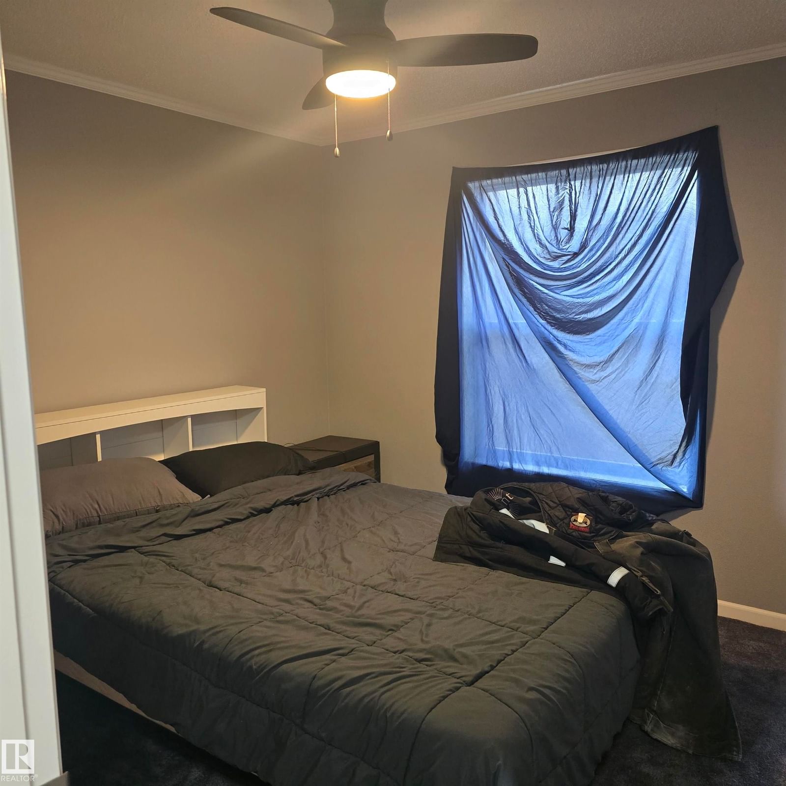 Listing Image 17