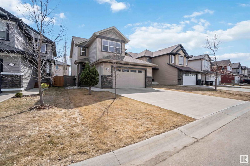 25 Hickory Trail, Spruce Grove, Alberta