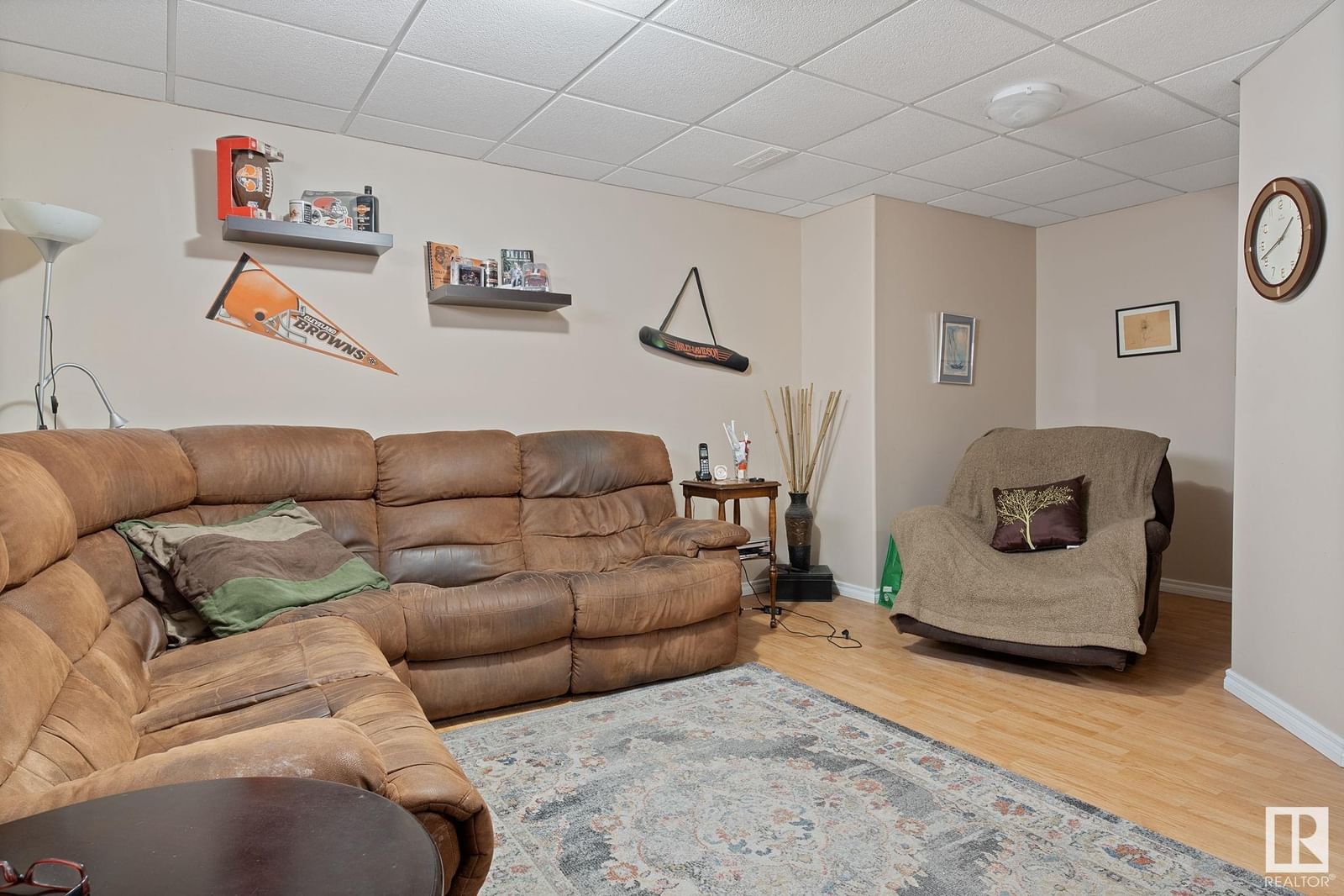 Listing Image 24