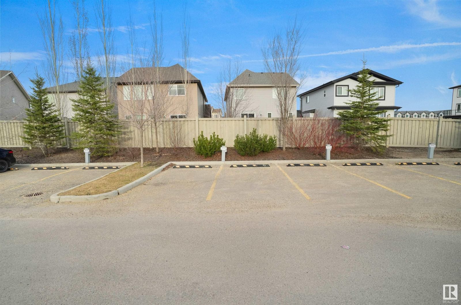 Listing Image 28