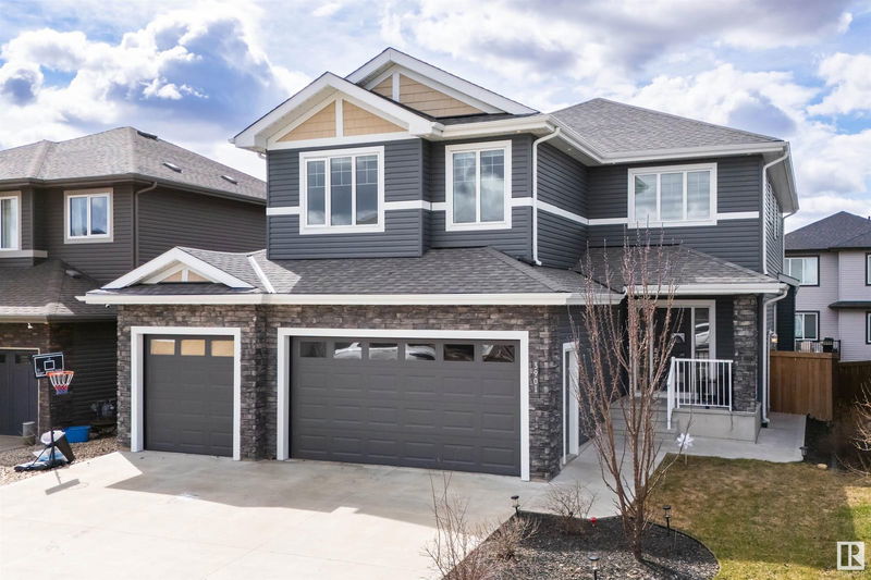 3901 44 Avenue, Beaumont, Alberta