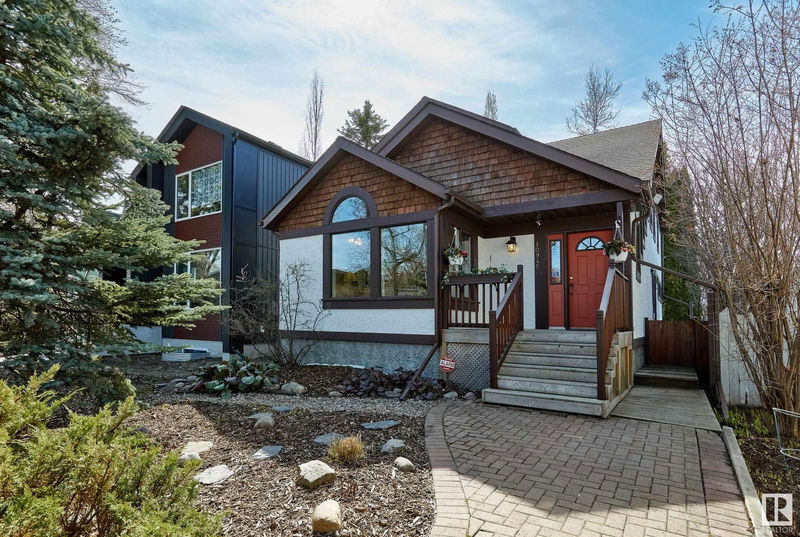 10945 University Avenue, Edmonton, Alberta