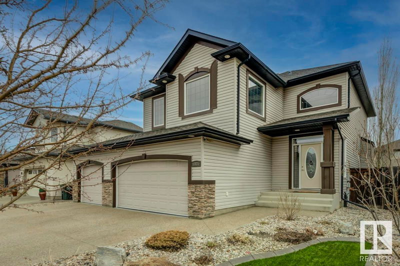 1035 Summerwood Estates Road, Sherwood Park, Alberta