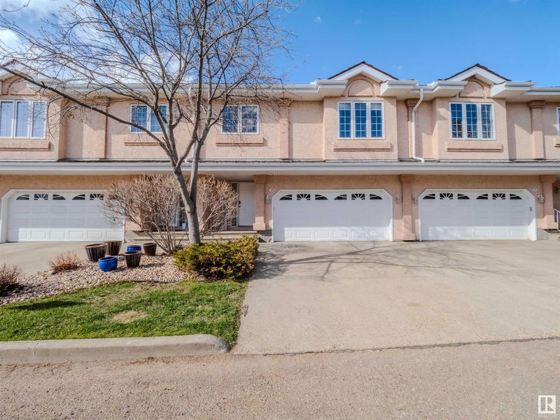 64 Blackburn #18, Edmonton, Alberta