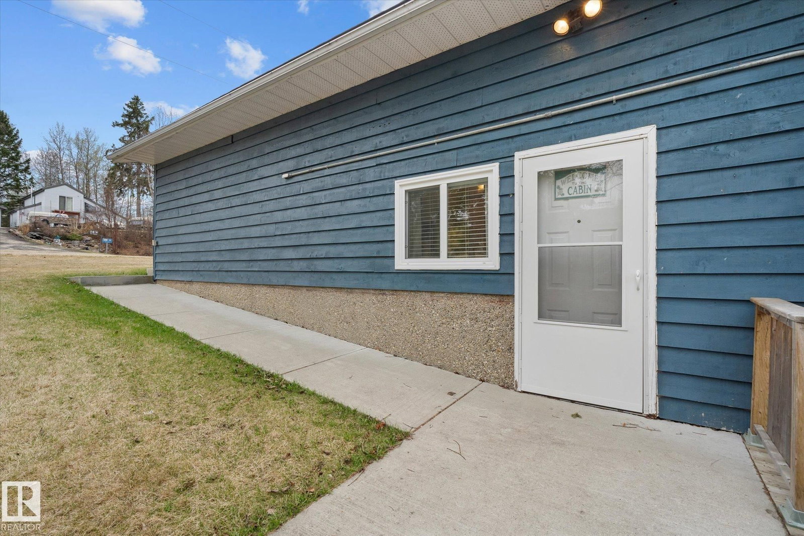 Listing Image 40