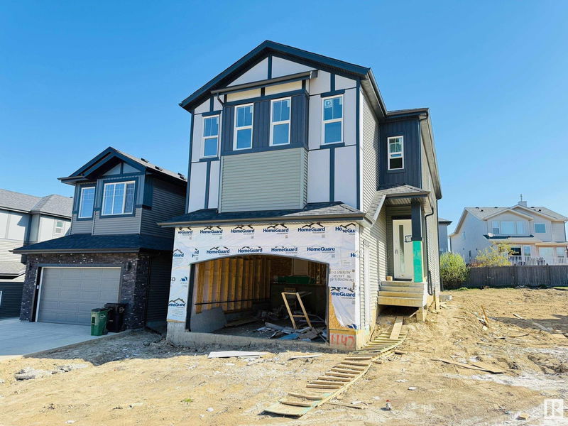 1142 Gyrfalcon Crescent, Edmonton, Alberta
