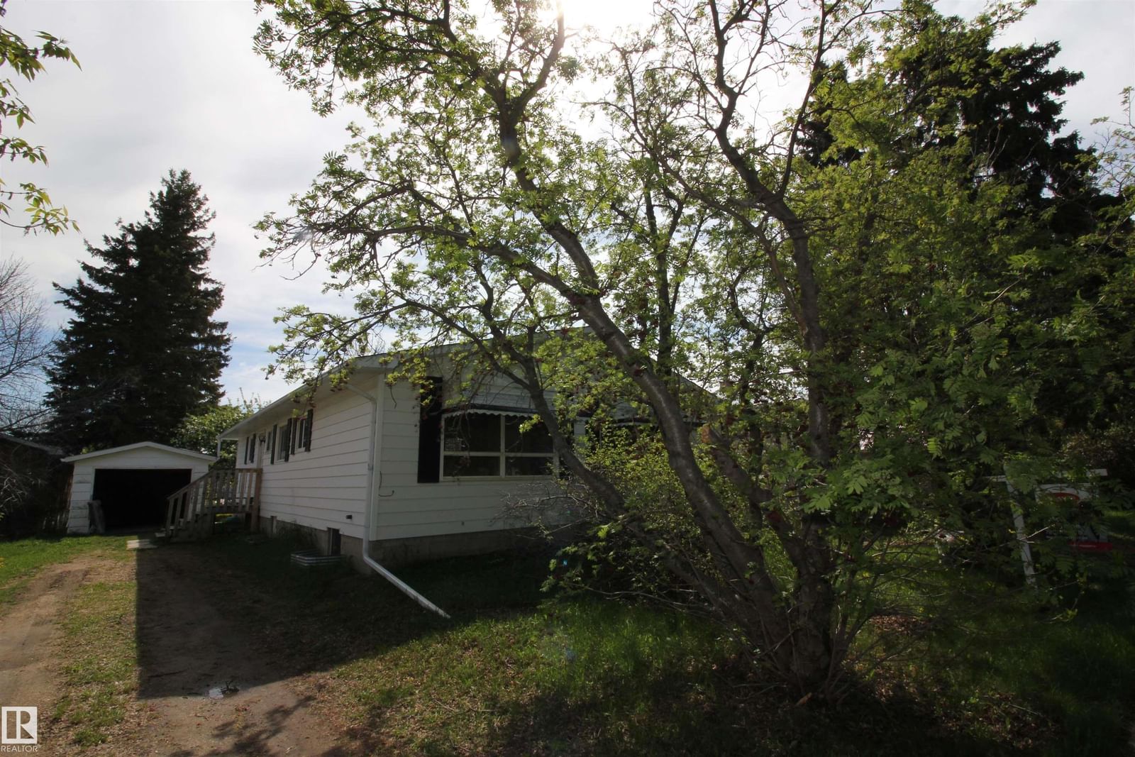 Listing Image 29