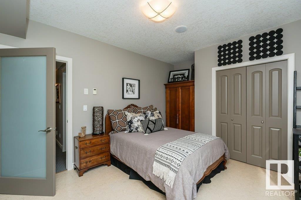 Listing Image 50