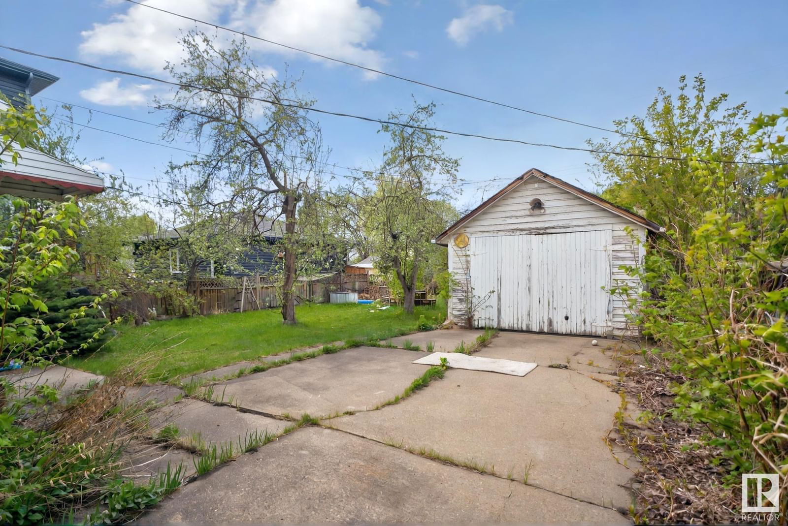 Listing photo 4